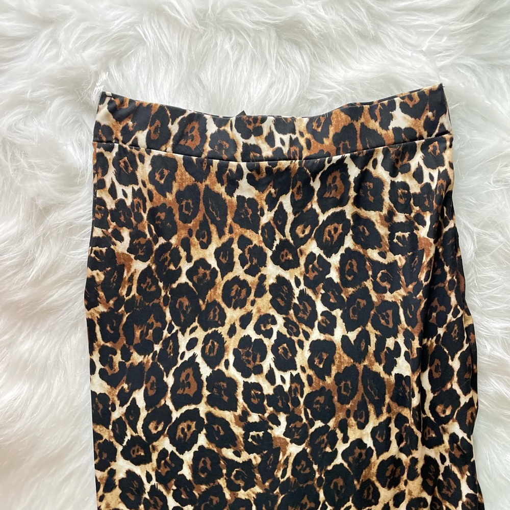 Lepoard Crop Top & High Waist Midi Skirt Set - Picture 12 of 14